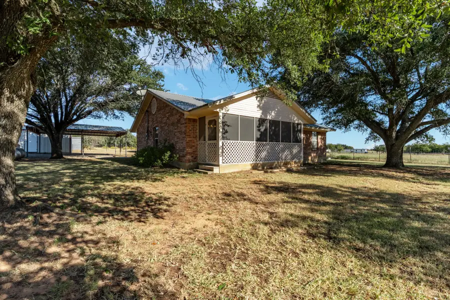 189 Hill County Road 1369, Itasca, TX 76055 - Image #3