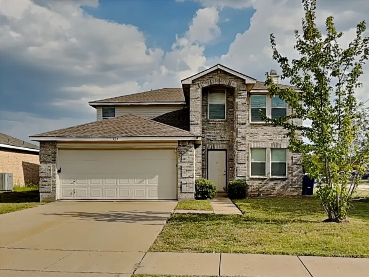 324 Snapdragon Court, Burleson, TX 76028 - Image #1