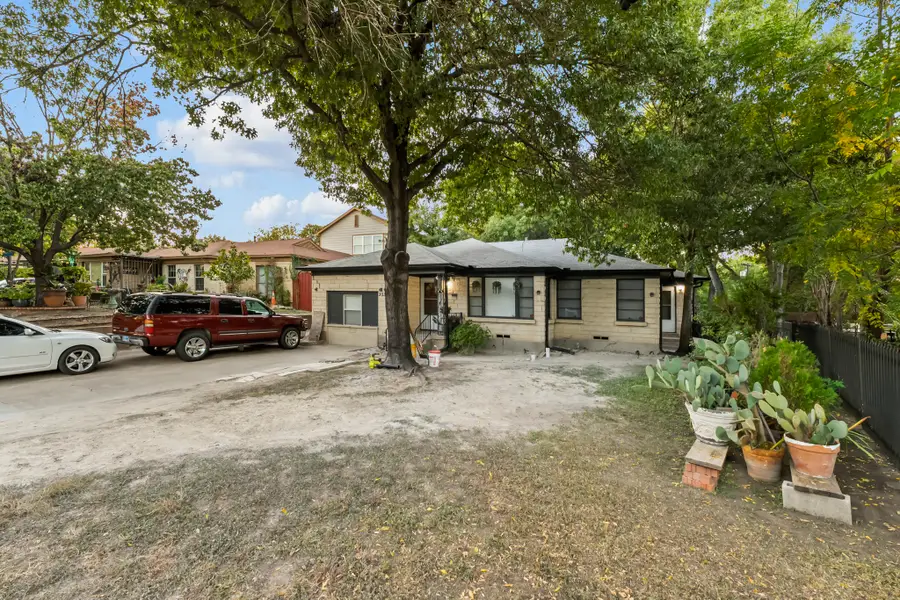 3035 Lasca Street, Dallas, TX 75227 - Image #2
