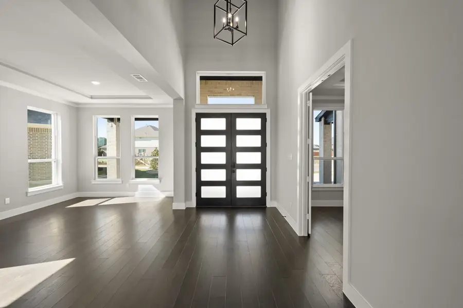 2561 Baypoint Drive, Grand Prairie, TX 75054 - Image #3