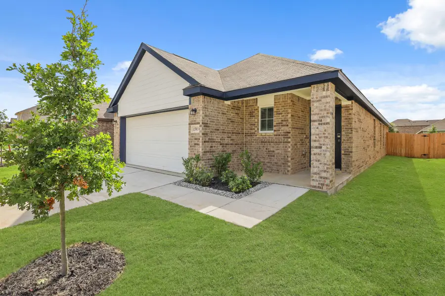 1503 Romans Road, Ennis, TX 75119 - Image #2