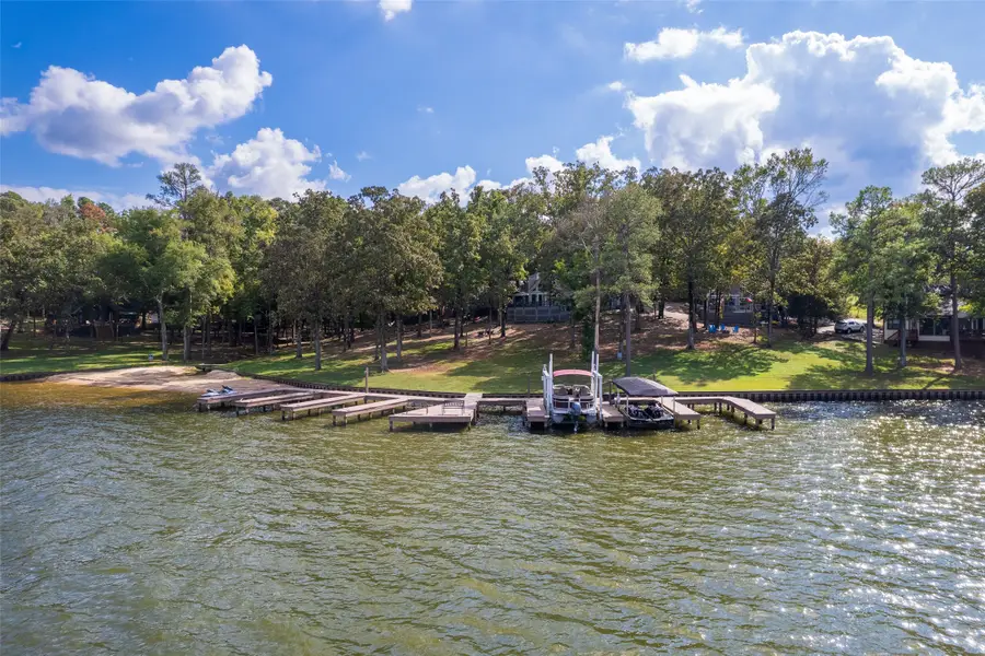 108 E Barker Creek Drive, Scroggins, TX 75480 - Image #3