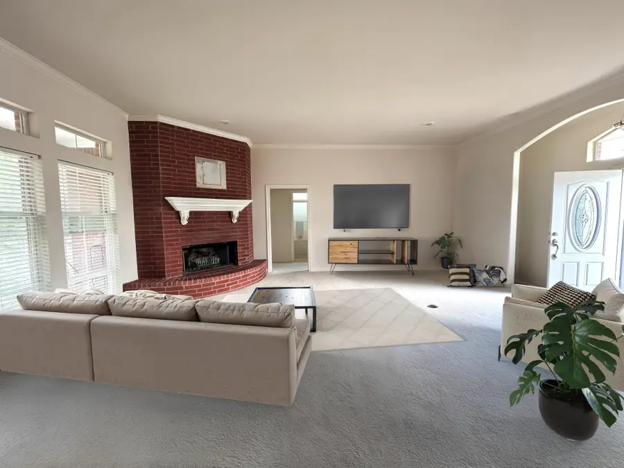 906 Van Winkle Circle, Athens, TX 75751 - Image #3