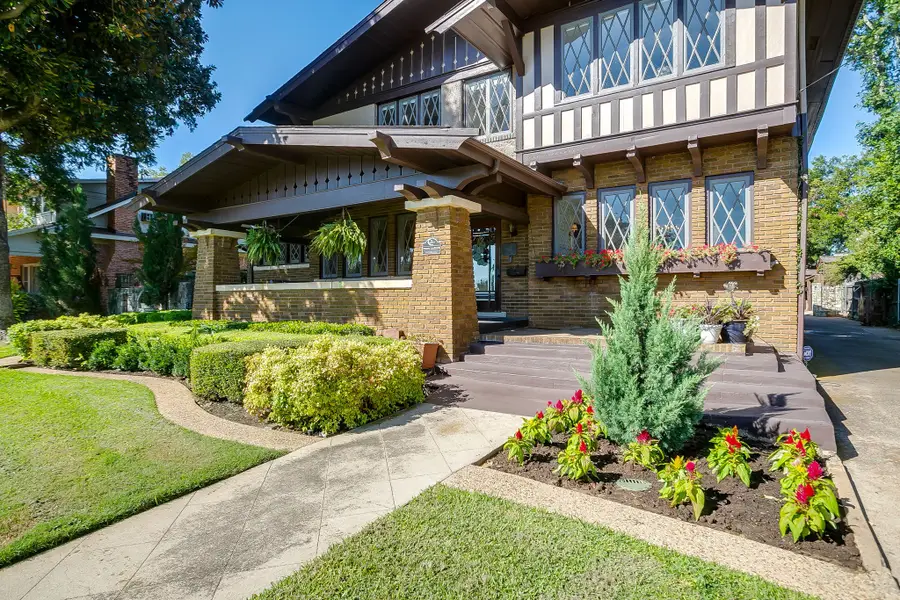 306 Prairie Avenue, Cleburne, TX 76033 - Image #3