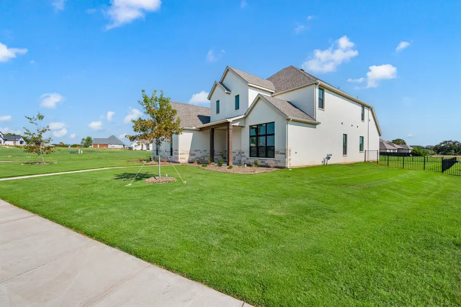 128 Highgate Court, Boyd, TX 76023 - Image #3