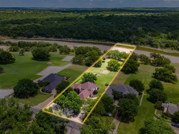 7502 Ravenswood Road, Granbury, TX 76049