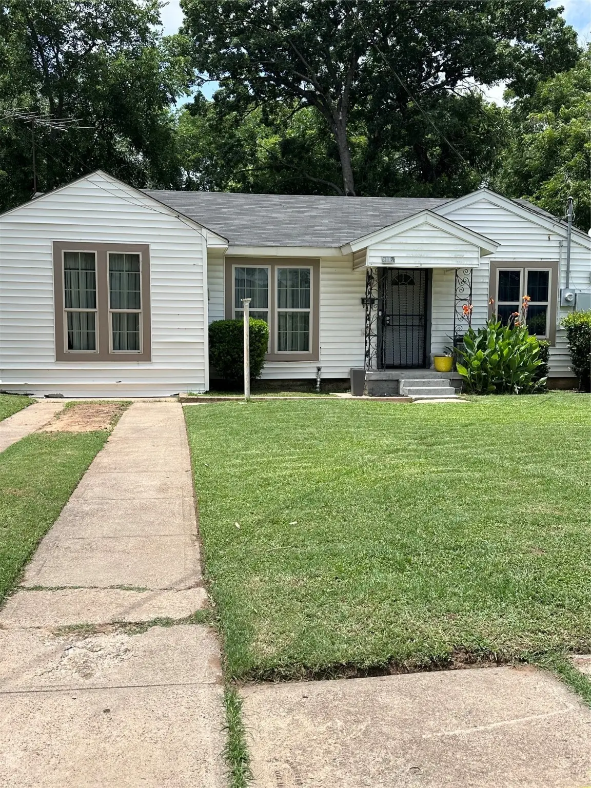 3115 Bertrand Avenue, Dallas, TX 75215 - Image #1