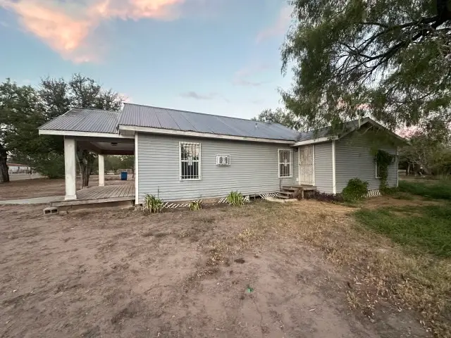 902 Burleson Street, George West, TX 78022 - Image #2