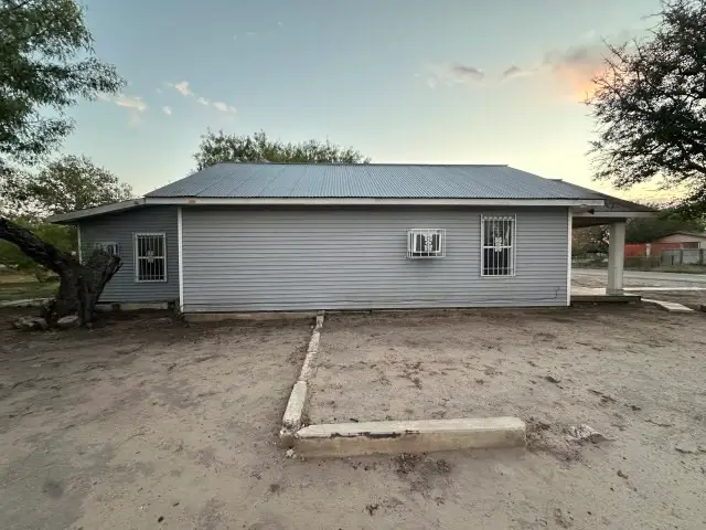902 Burleson Street, George West, TX 78022 - Image #3