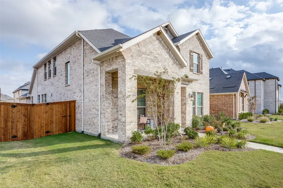 2413 Latimer Mews, Celina, TX 75009 - Image #2