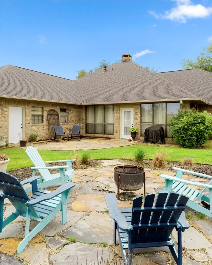 3006 Master Drive, Mount Pleasant, TX 75455 - Image #3