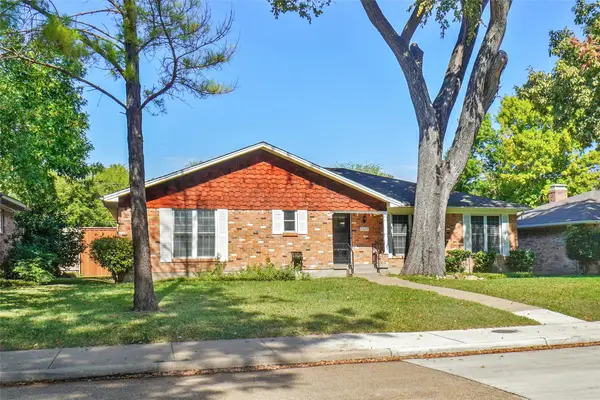 7329 Dalewood Lane, Dallas, TX 75214