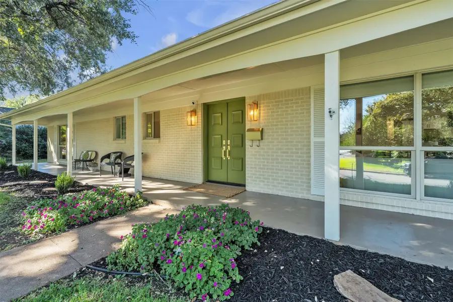 4408 Hildring Drive E, Fort Worth, TX 76109 - Image #2