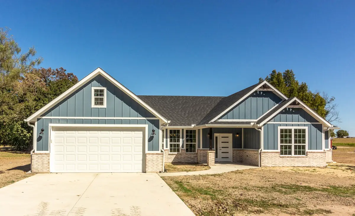 5676 Klassik K Farm, Post Oak Bend City, TX 75142 - Image #1