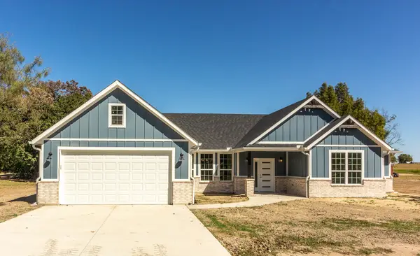 5676 Klassik K Farm, Post Oak Bend, TX 75142