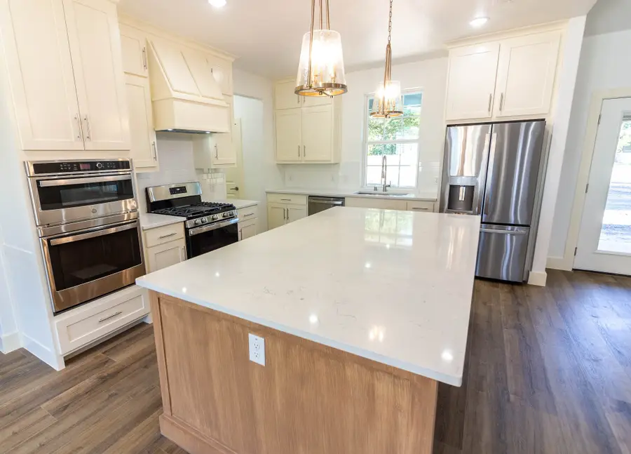 5676 Klassik K Farm, Post Oak Bend City, TX 75142 - Image #3