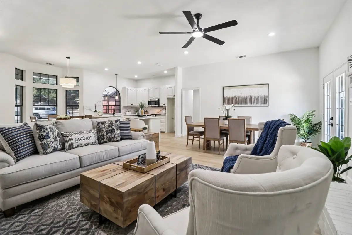 417 Sherwood Court, Burleson, TX 76028 - Image #1