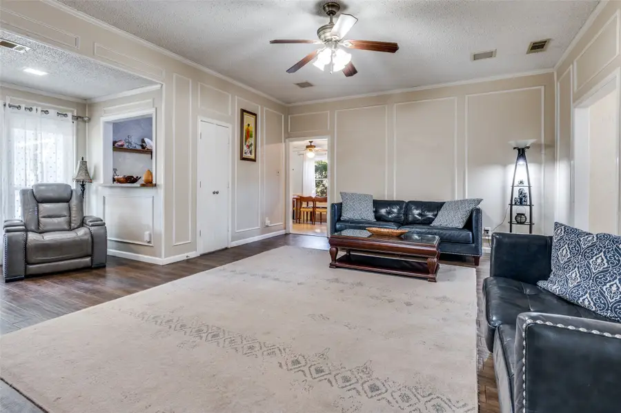 722 Corinthian Place, Duncanville, TX 75137 - Image #3