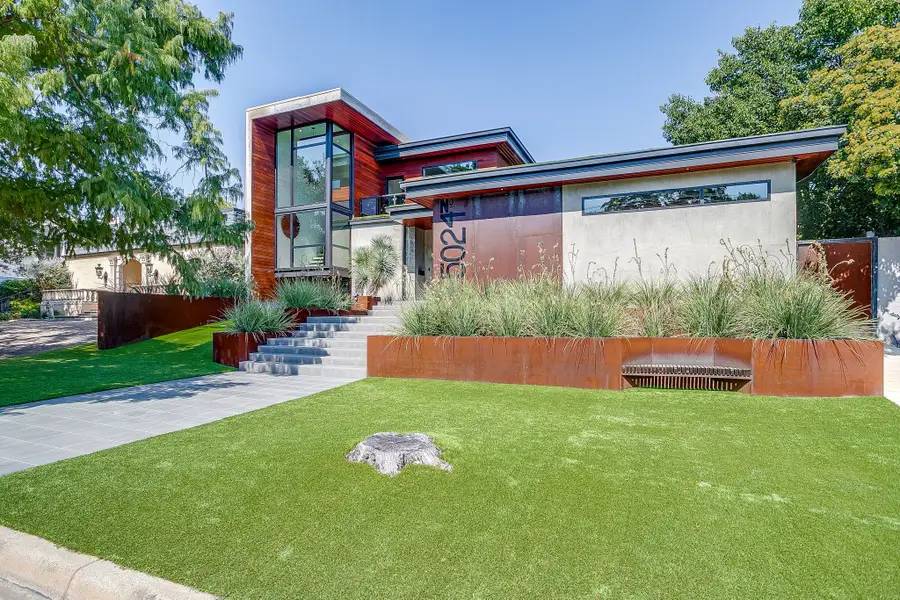 5024 Bryce Avenue, Fort Worth, TX 76107 - Image #2