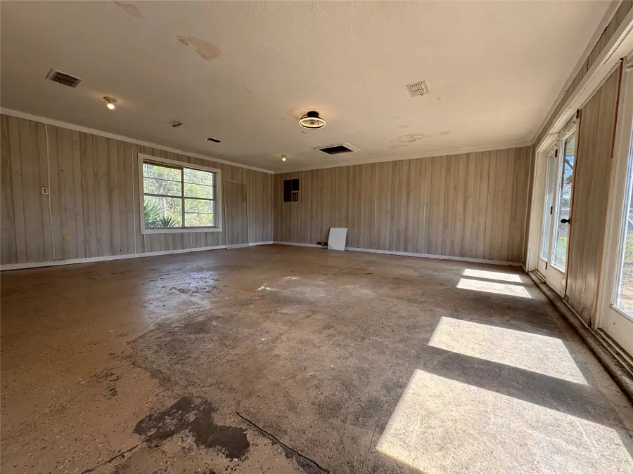 1467 Willow Oak Road, Gladewater, TX 75647 - Image #3