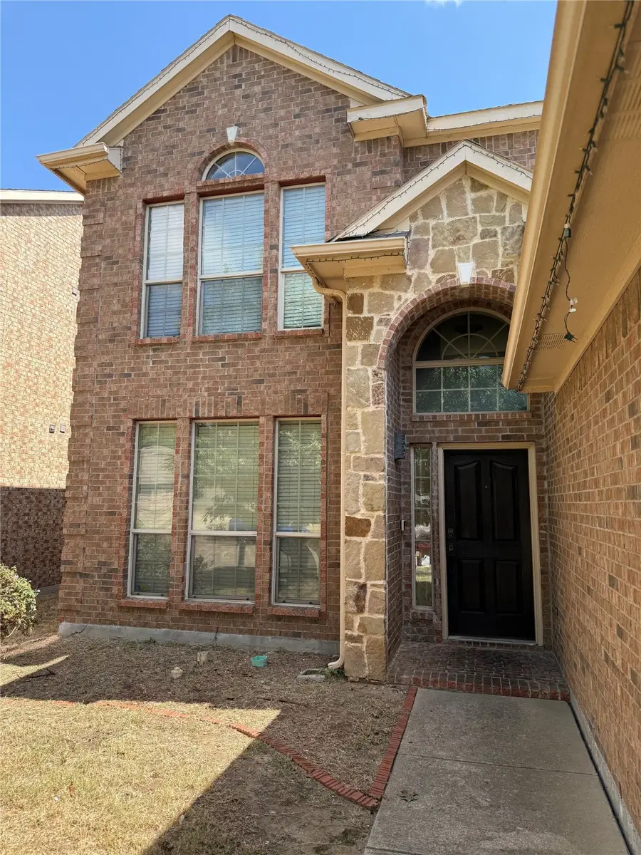 8242 Clarkview Drive, Dallas, TX 75236 - Image #3