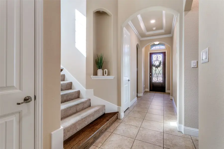 504 Garden Avenue, Euless, TX 76039 - Image #2