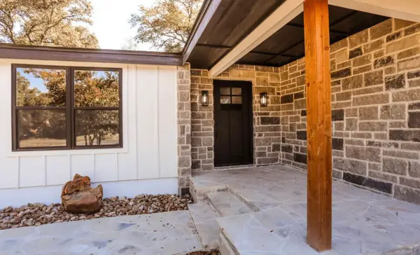 3908 Glenwood Drive, Brownwood, TX 76801