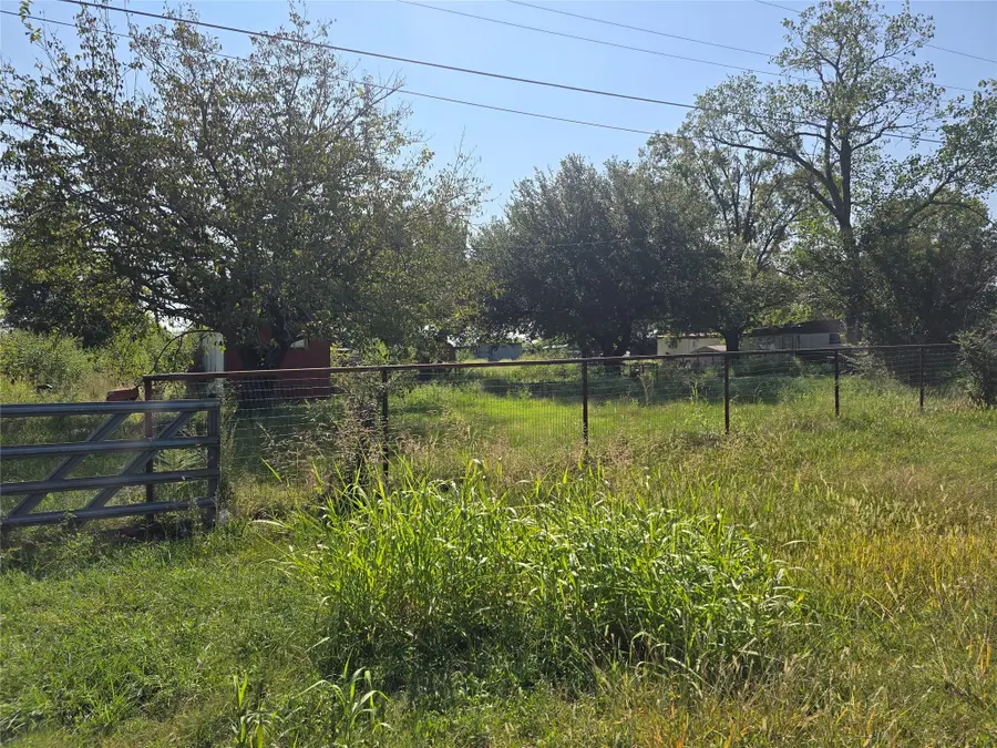 2397 County Road 900, Princeton, TX 75407 - Image #2