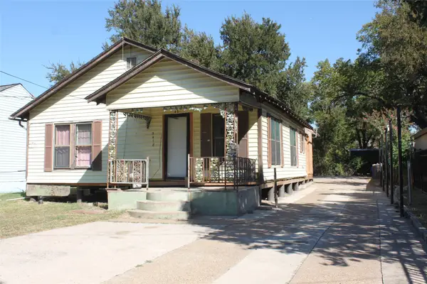 3418 Harlingen Street, Dallas, TX 75212