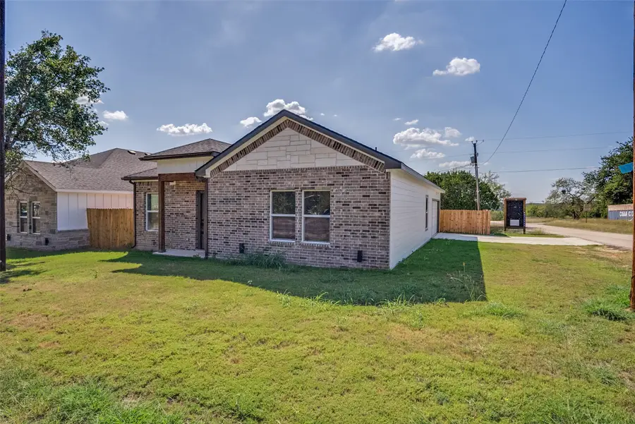 5914 Tin Top Highway, Granbury, TX 76048 - Image #2