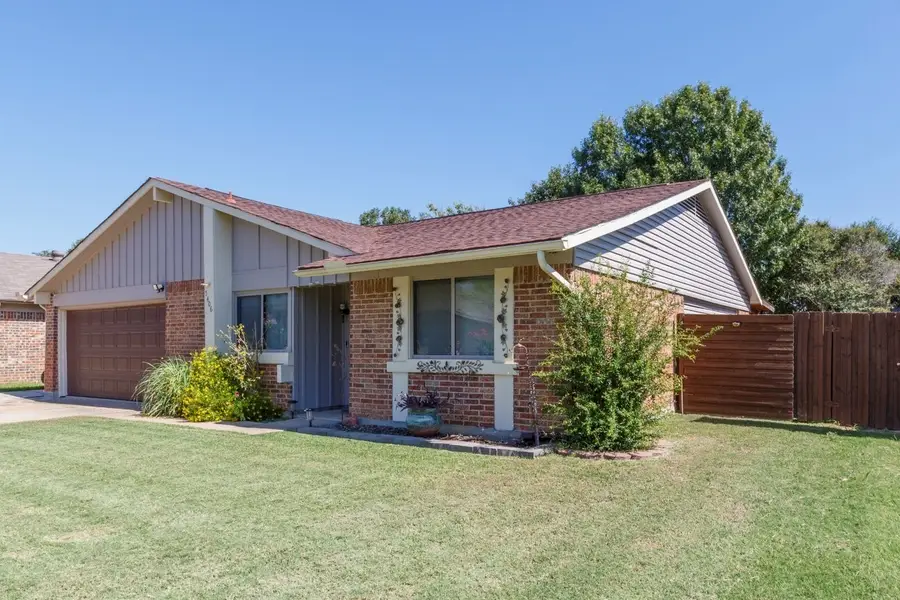 5406 Princess Court, Lake Dallas, TX 75065 - Image #3