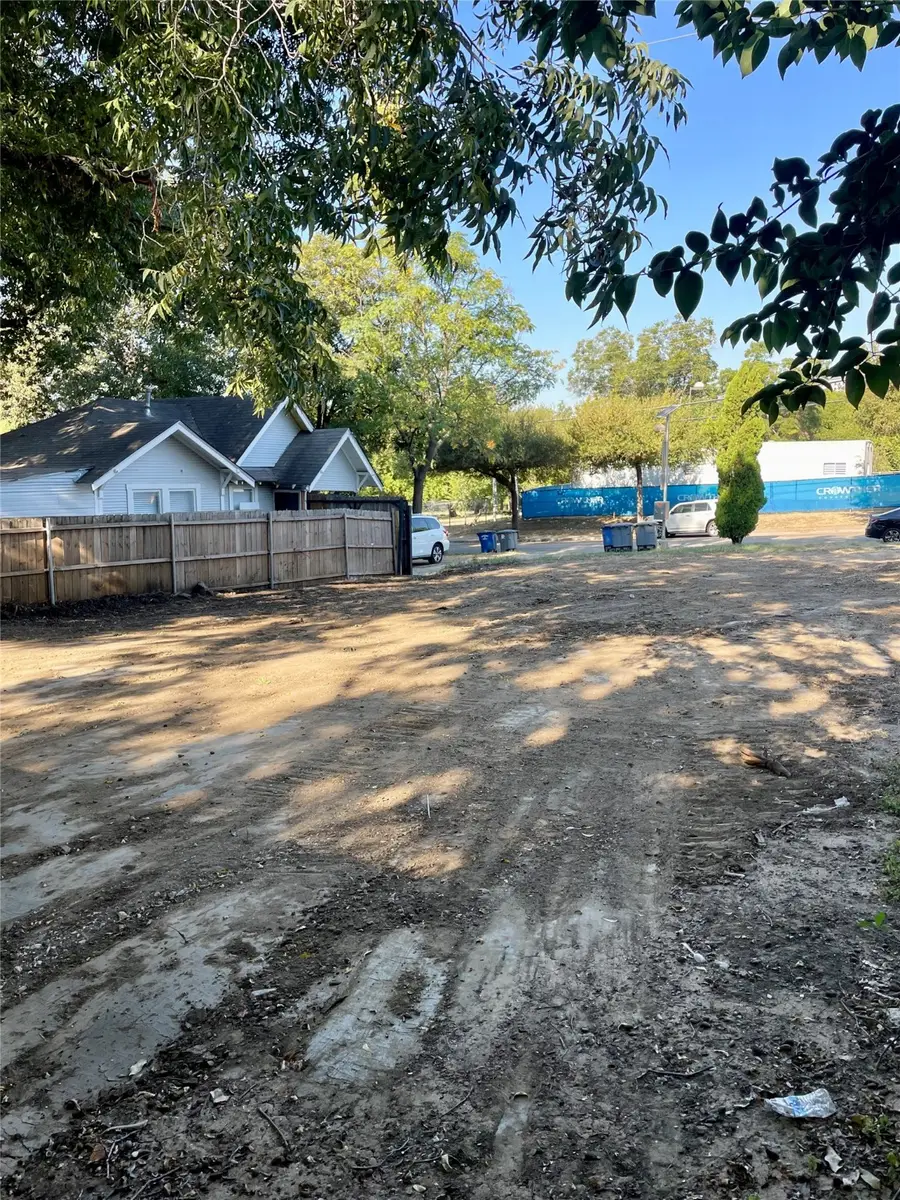 2210 Lucas Drive, Dallas, TX 75219 - Image #3