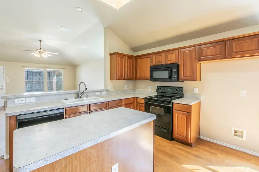 6717 Dream Dust Drive, North Richland Hills, TX 76180 - Image #3