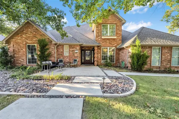 132 Sw Brushy Mound Road, Burleson, TX 76028
