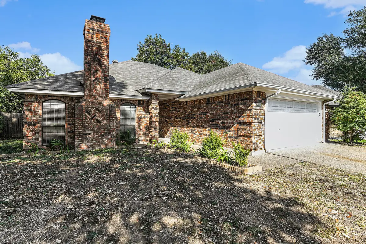 1852 Kings Canyon Circle, Fort Worth, TX 76134 - Image #1