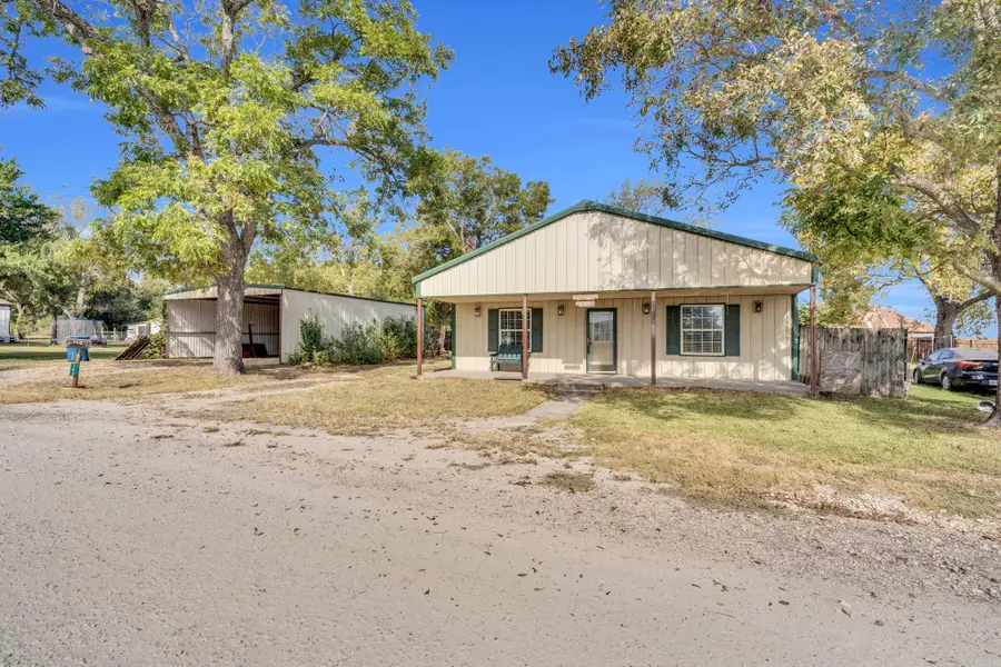 104 College Street, Bynum, TX 76631 - Image #2