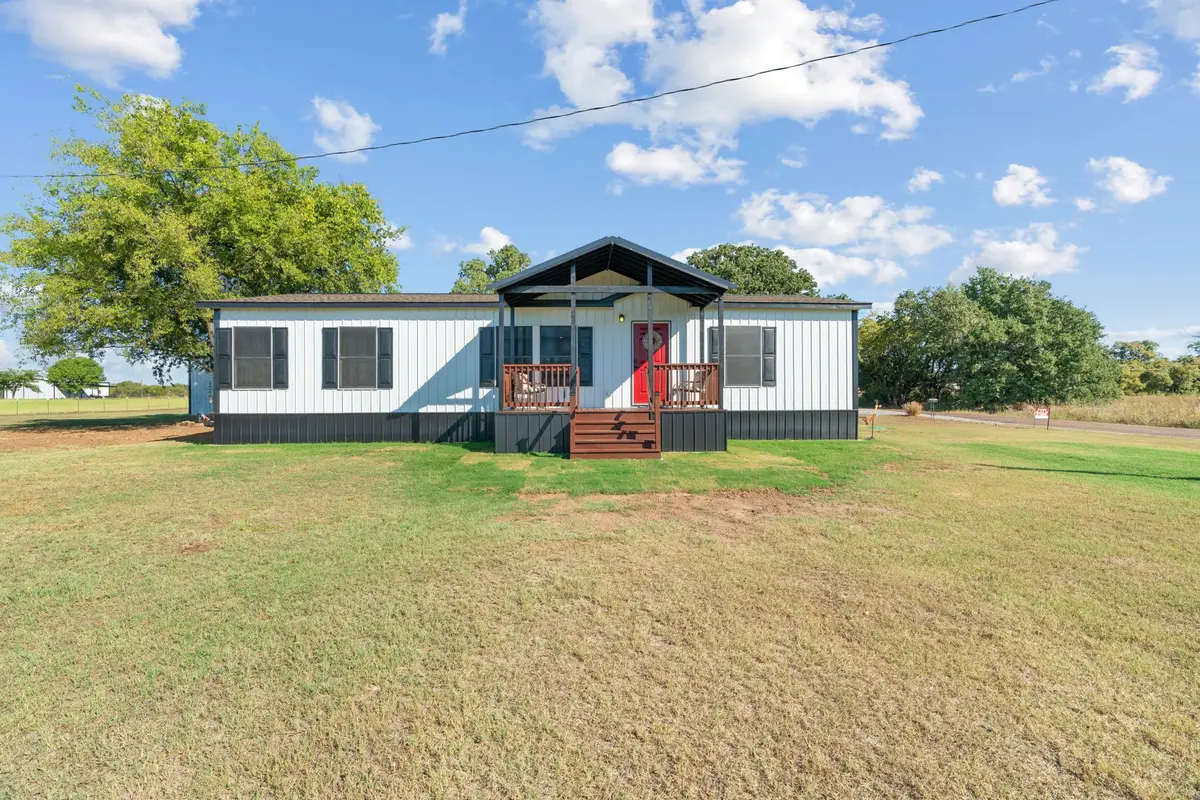 196 Mcgoodwin Street, Aurora, TX 76078 - Image #1