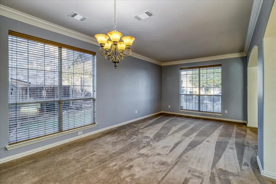 2379 Merlin Drive, Grand Prairie, TX 75052 - Image #3