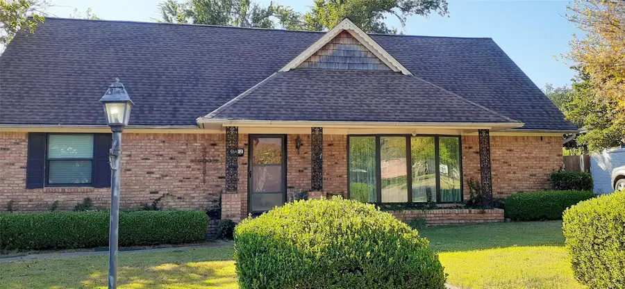 622 Wildgrove Drive, Garland, TX 75041 - Image #2