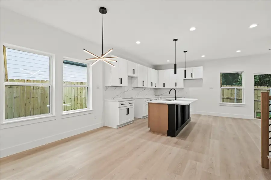 4523 Wahoo Street, Dallas, TX 75210 - Image #3