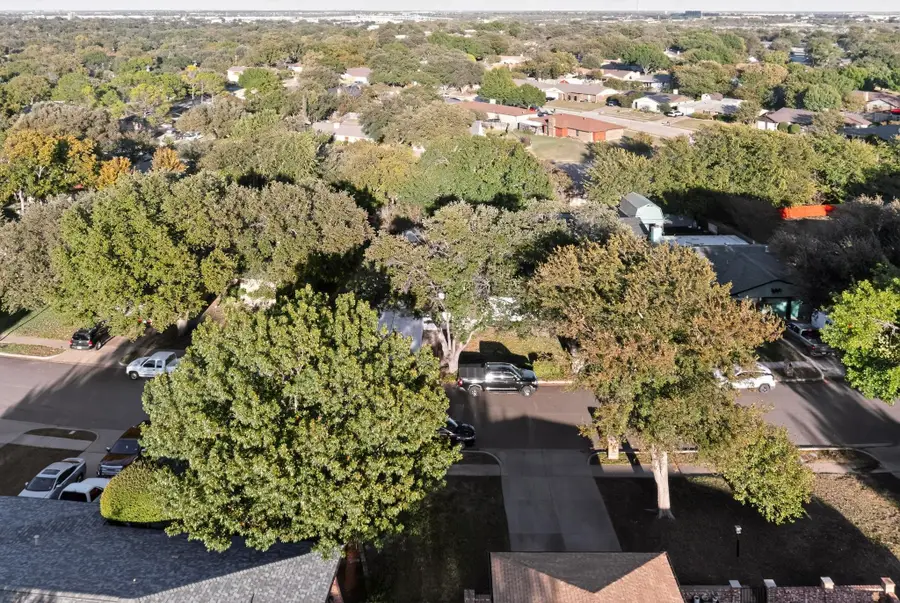 6325 Llano Drive, Edgecliff Village, TX 76134 - Image #3