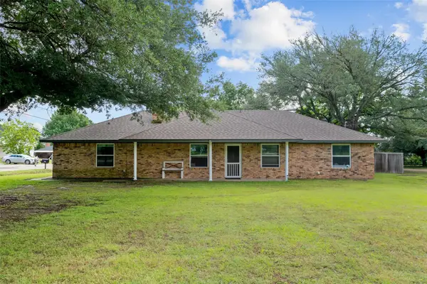 709 S Oak Street, Van, TX 75790