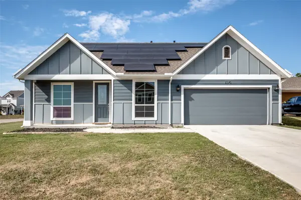 1375 Orange Blossom Court, Gainesville, TX 76240