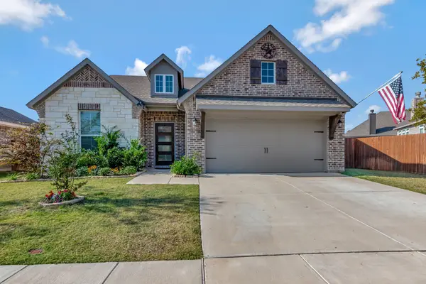 1520 Sidewinder Trail, Weatherford, TX 76087