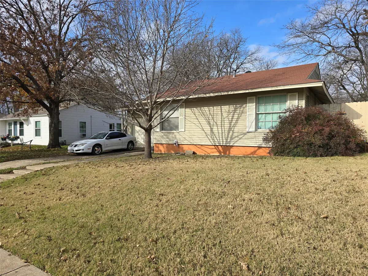 3624 W Boyce Avenue, Fort Worth, TX 76133 - Image #1