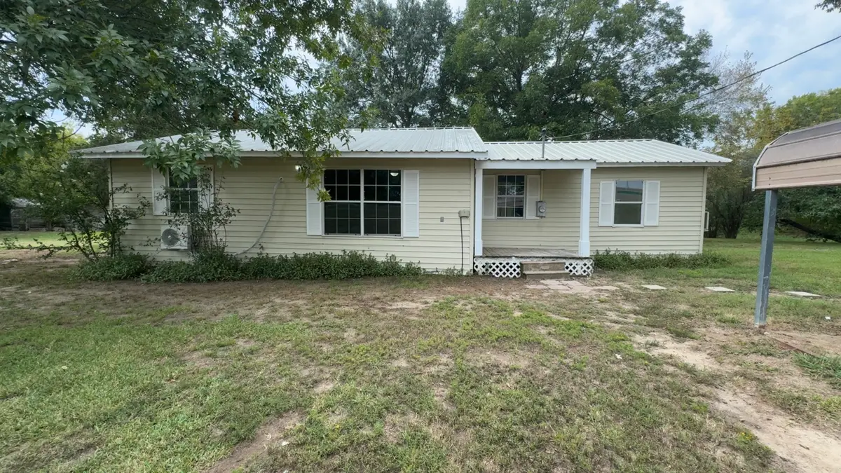 505 State Highway 11 E, Wolfe City, TX 75496 - Image #1