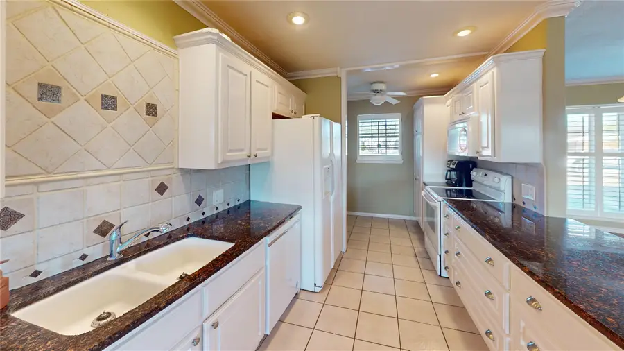 2032 S China, Brady, TX 76825 - Image #3