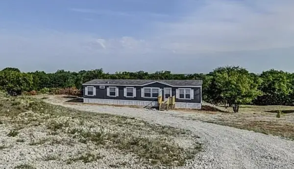 276 Coyote Trail, Rhome, TX 76078