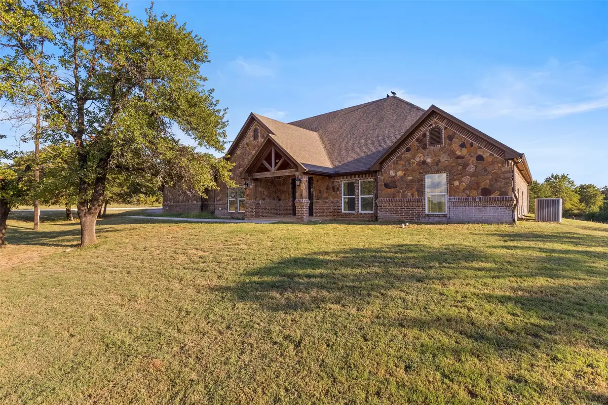 910 County Road 1111, Decatur, TX 76234 - Image #1