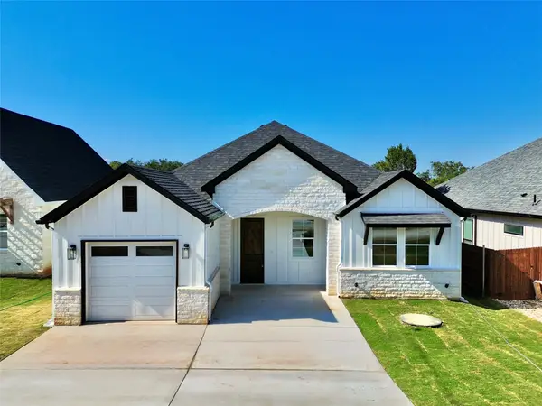 5608 San Jacinto Drive, Granbury, TX 76048